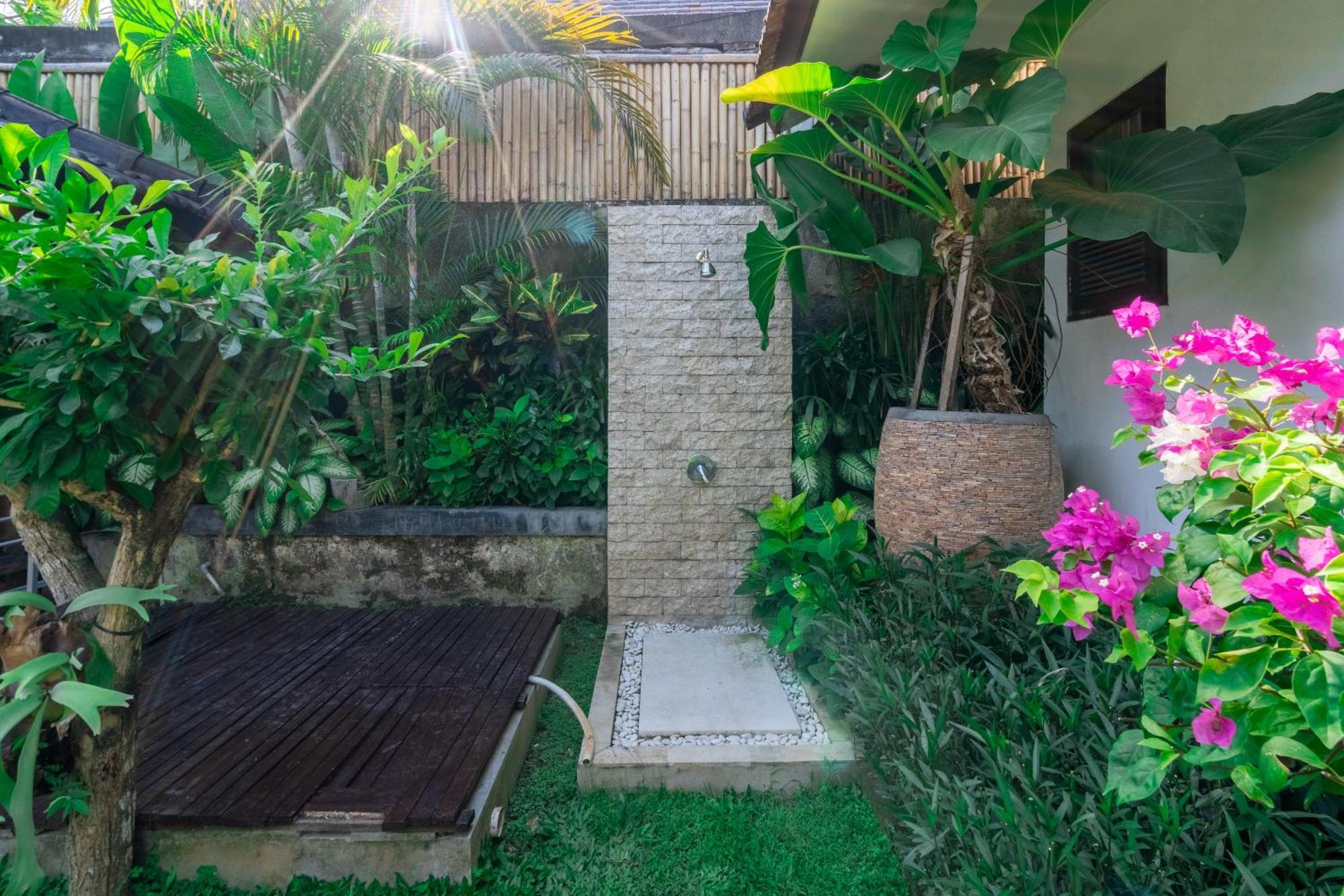 Villa Aveli Seminyak By Best Deals Asia Hospitality Eksteriør bilde